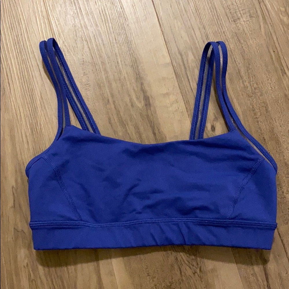 Lululemon sports bra